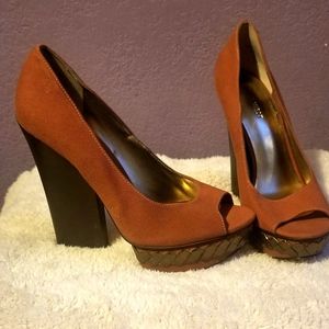 Nine west heels with platform